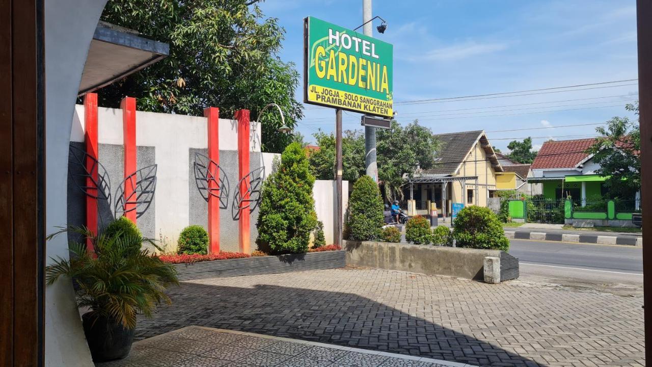 Oyo 90831 Hotel Gardenia Prambanan Solo Exterior foto